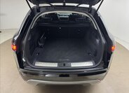 Land Rover Range Rover Velar SUV / Terénní 2,0 l 150 kw