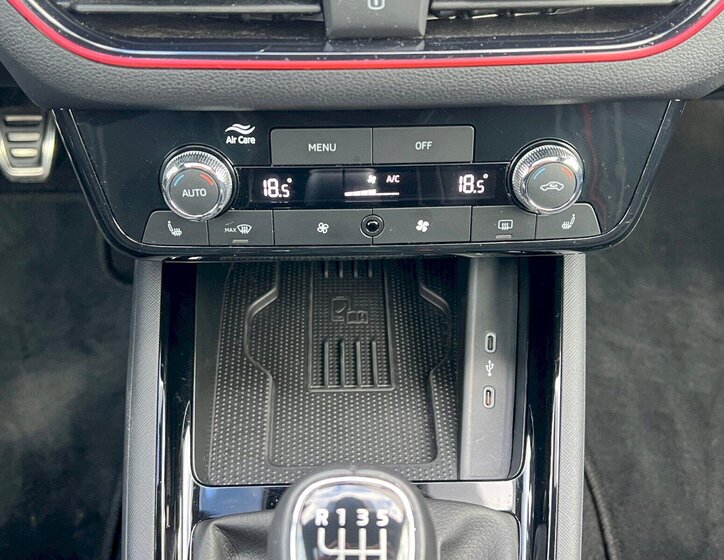 Škoda Scala Hatchback 1,0 l 85 kw