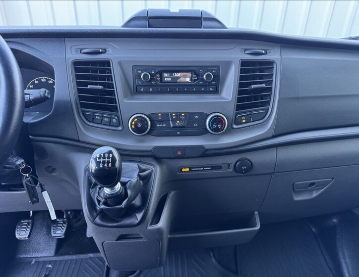 Ford Transit Kombi 2,0 l 96 kw