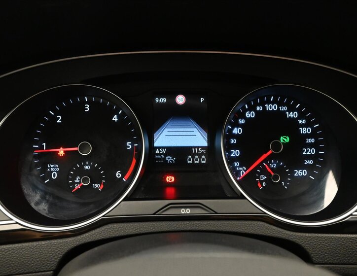 Volkswagen Passat Kombi 2,0 l 110 kw