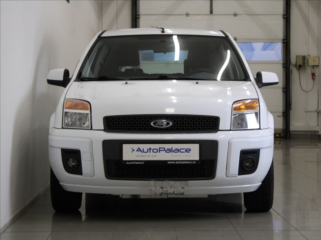 Ford Fusion Hatchback 1,4 l 50 kw