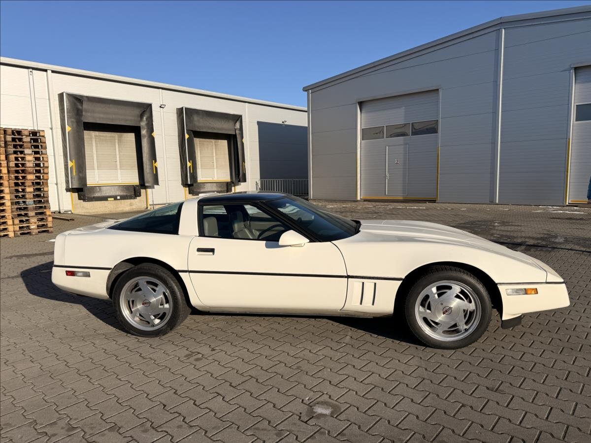 Chevrolet Corvette Kupé 5,7 l 210 kw
