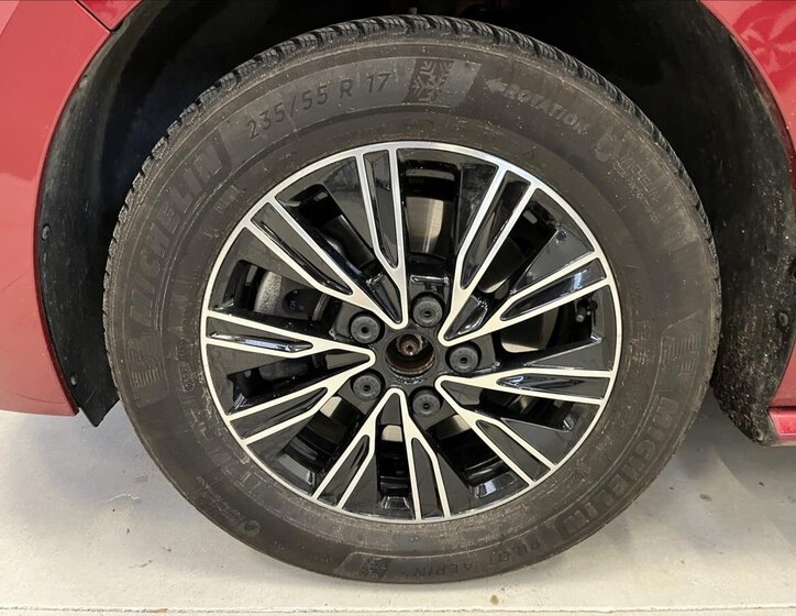 Volkswagen Multivan 32