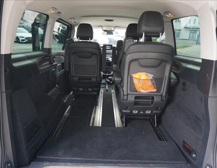 Mercedes-Benz Třídy V 18