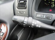 Nissan Maxima Sedan / Limuzína 2,0 l 103 kw