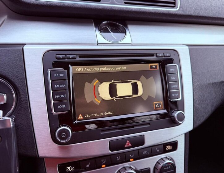 Volkswagen Passat Sedan / Limuzína 2,0 l 130 kw