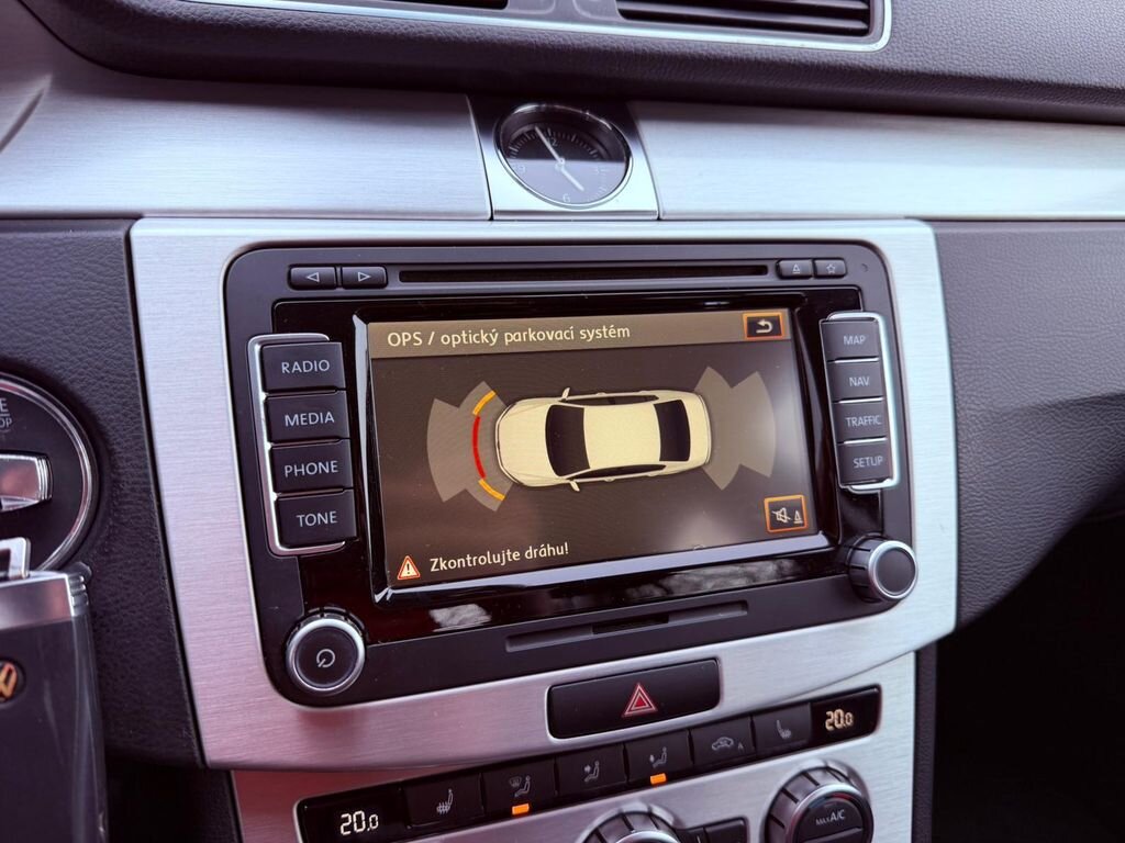 Volkswagen Passat Sedan / Limuzína 2,0 l 130 kw