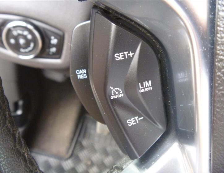 Ford Tourneo Connect MPV 1,5 l 88 kw