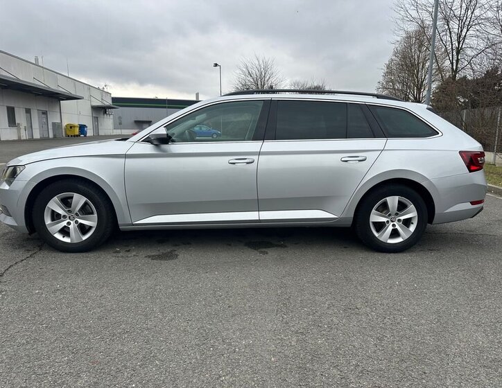 Škoda Superb Kombi 2,0 l 110 kw