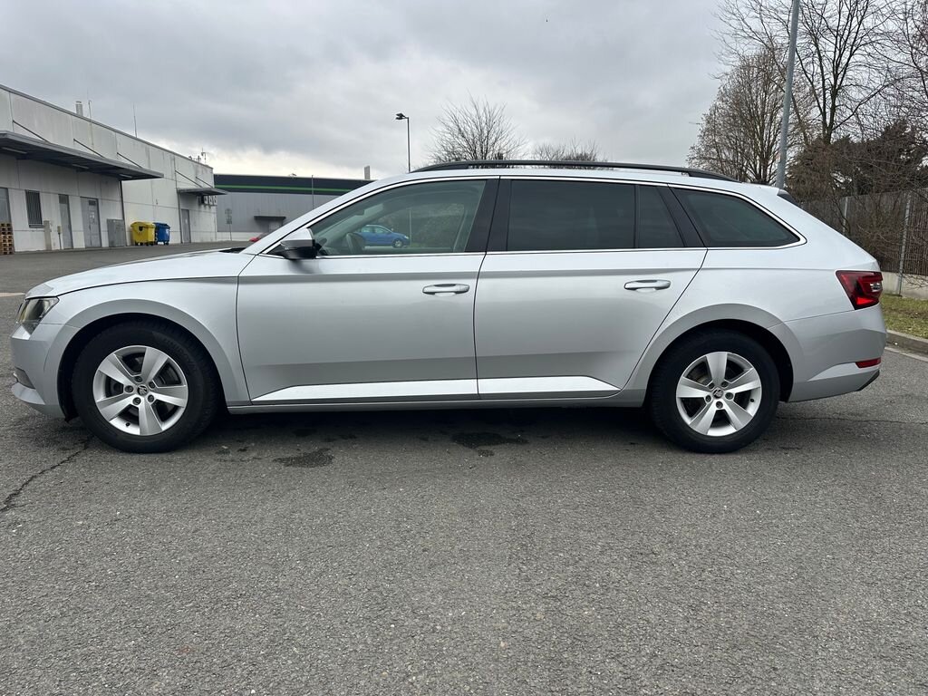 Škoda Superb Kombi 2,0 l 110 kw