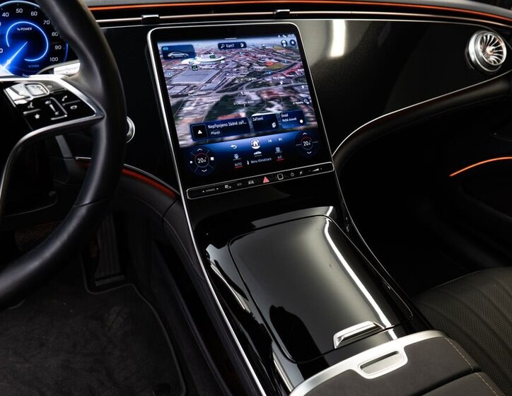 Mercedes-Benz EQS 11