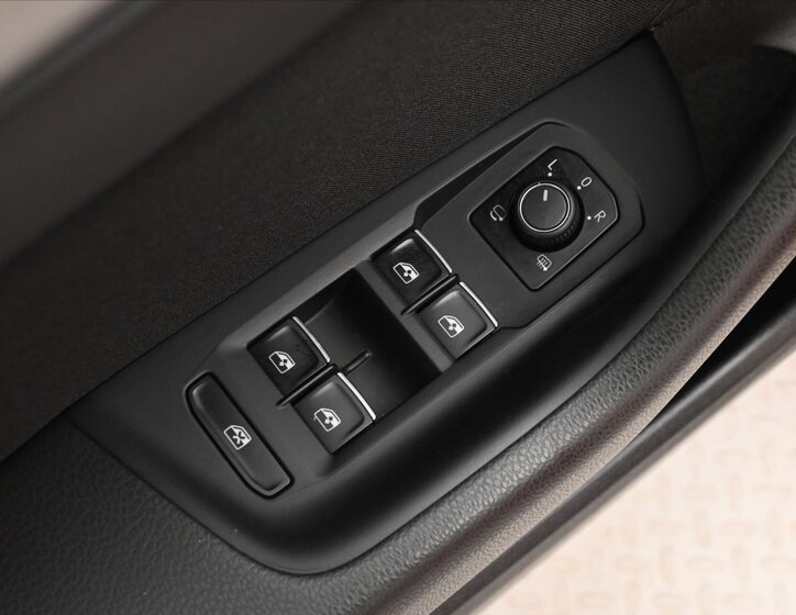 Volkswagen Passat Kombi 1,4 l 115 kw