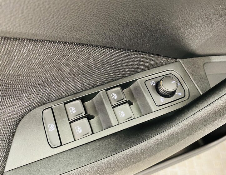 Škoda Kamiq Hatchback 999,0 85 kw