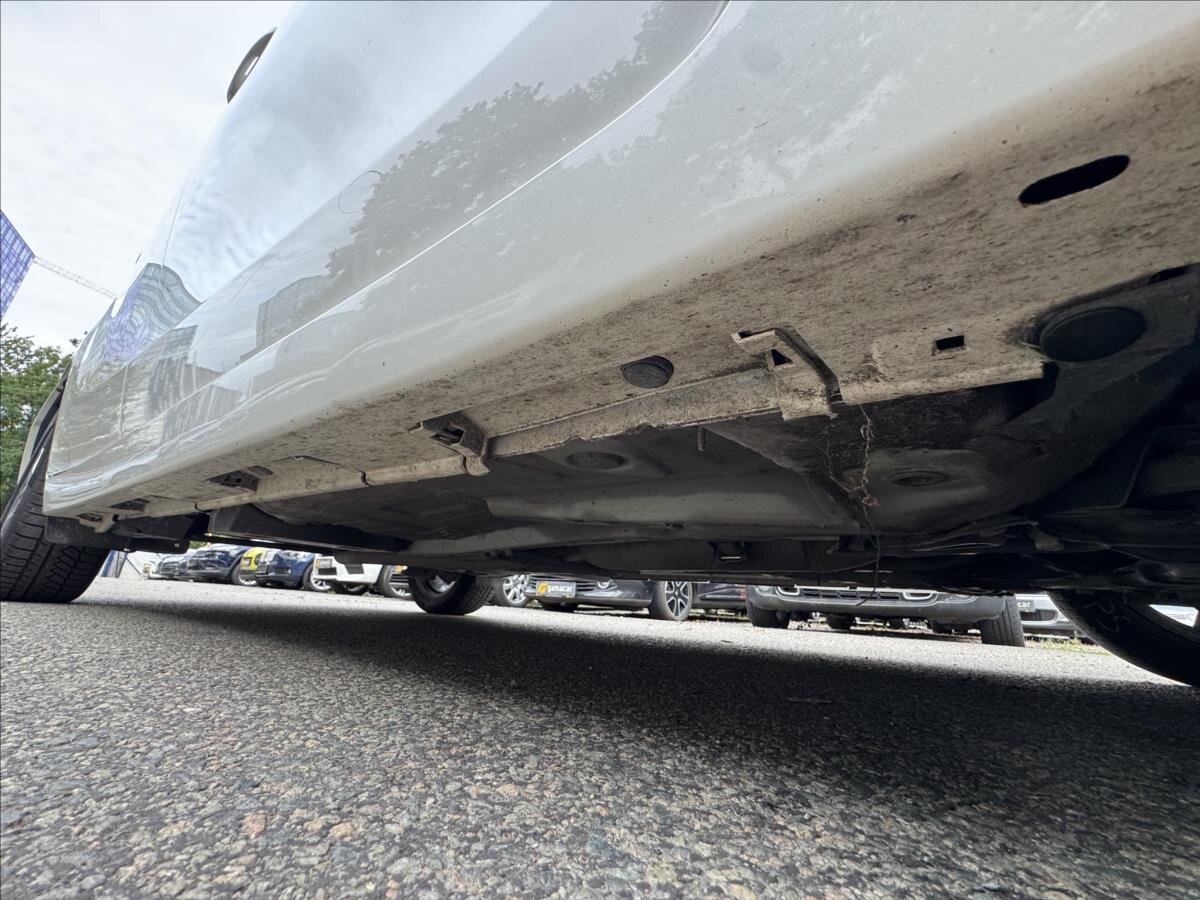 Toyota Verso MPV 2,0 l 91 kw