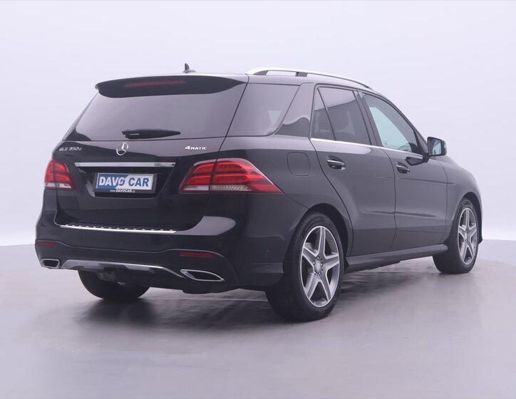 Mercedes-Benz GLE 7