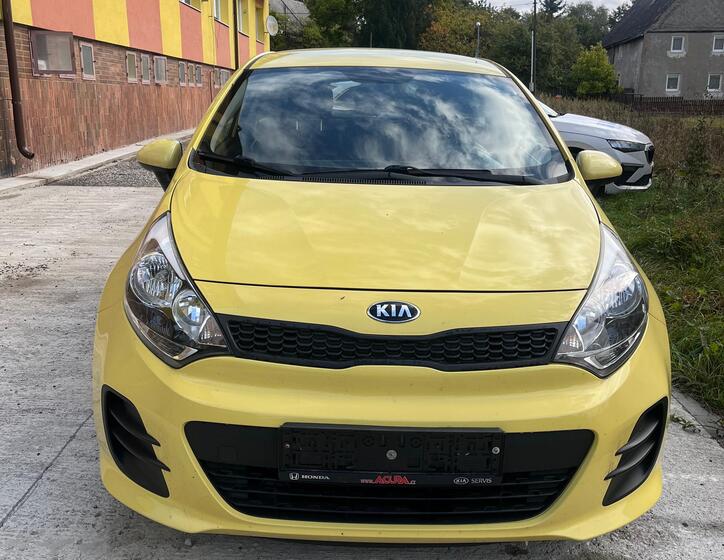 KIA Rio 1