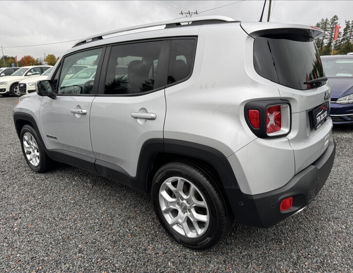 Jeep Renegade 5