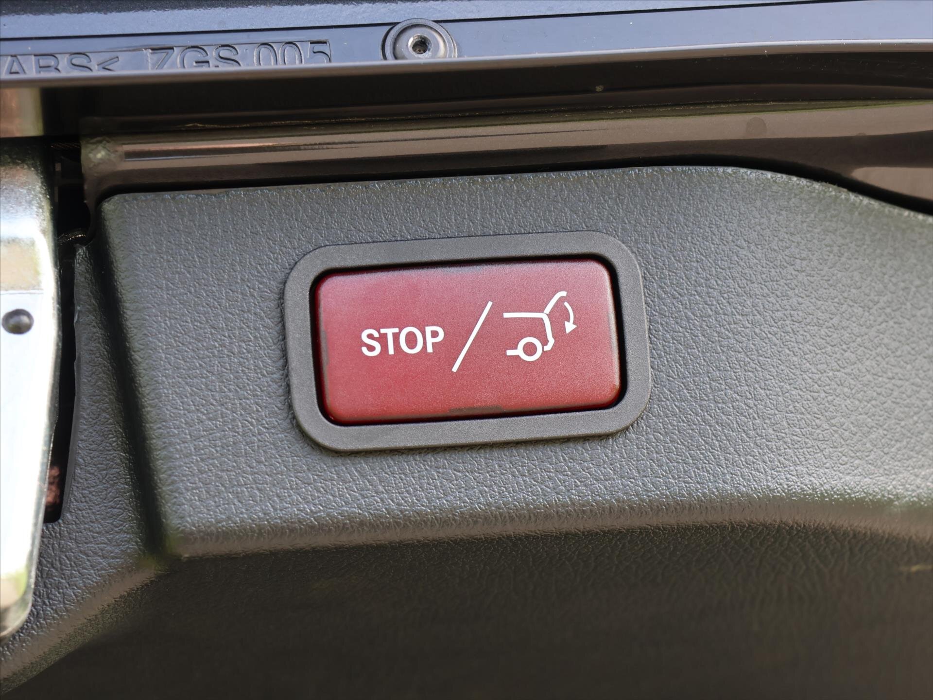 Mercedes-Benz Vito Kombi 2,0 l 174 kw