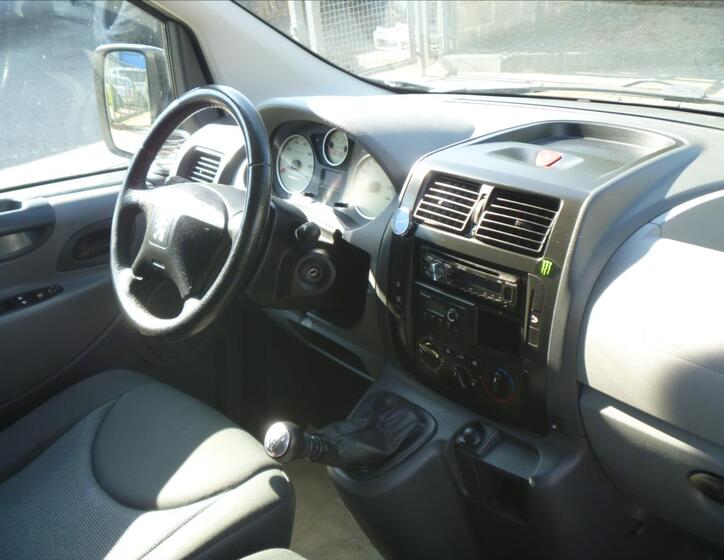 Peugeot Expert 19