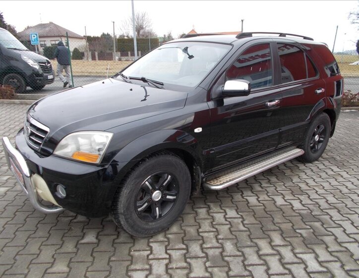 KIA Sorento SUV / Terénní 2,5 l 125 kw