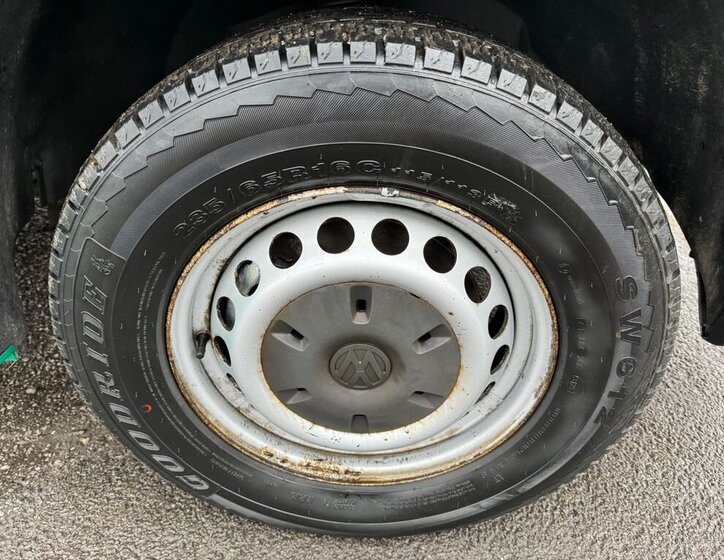 Volkswagen Crafter Valník 2,5 l 80 kw