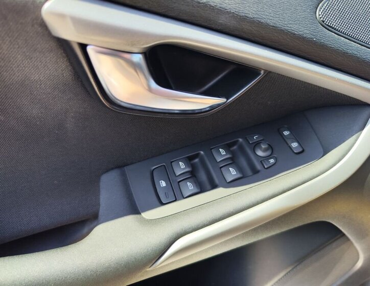 Volvo V40 Hatchback 1,6 l 84 kw