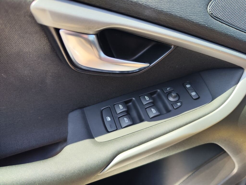 Volvo V40 Hatchback 1,6 l 84 kw