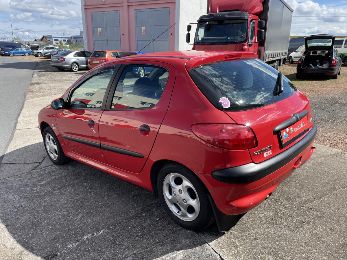 Peugeot 206