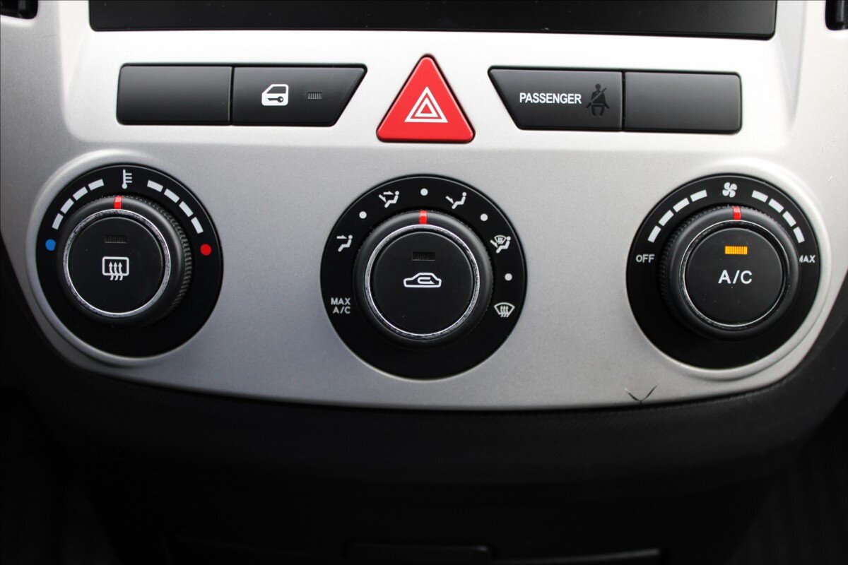 KIA Ceed Hatchback 1,4 l 80 kw