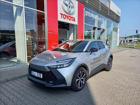 Toyota C-HR SUV 2,0 l 145 kw