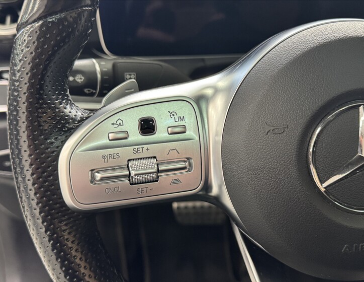 Mercedes-Benz Třídy E 11