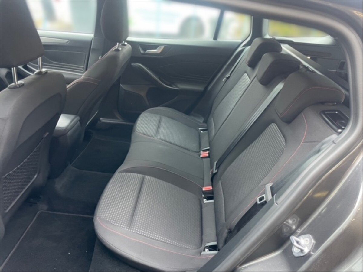 Ford Focus Kombi 999,0 114 kw