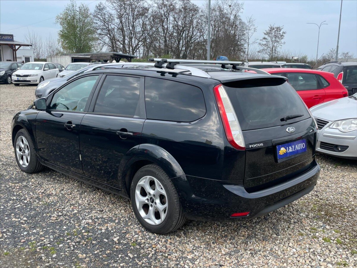 Ford Focus Kombi 1,6 l 74 kw