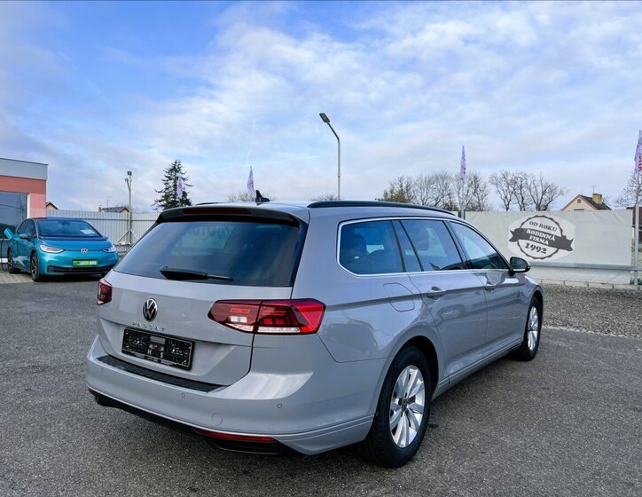 Volkswagen Passat Kombi 2,0 l 110 kw