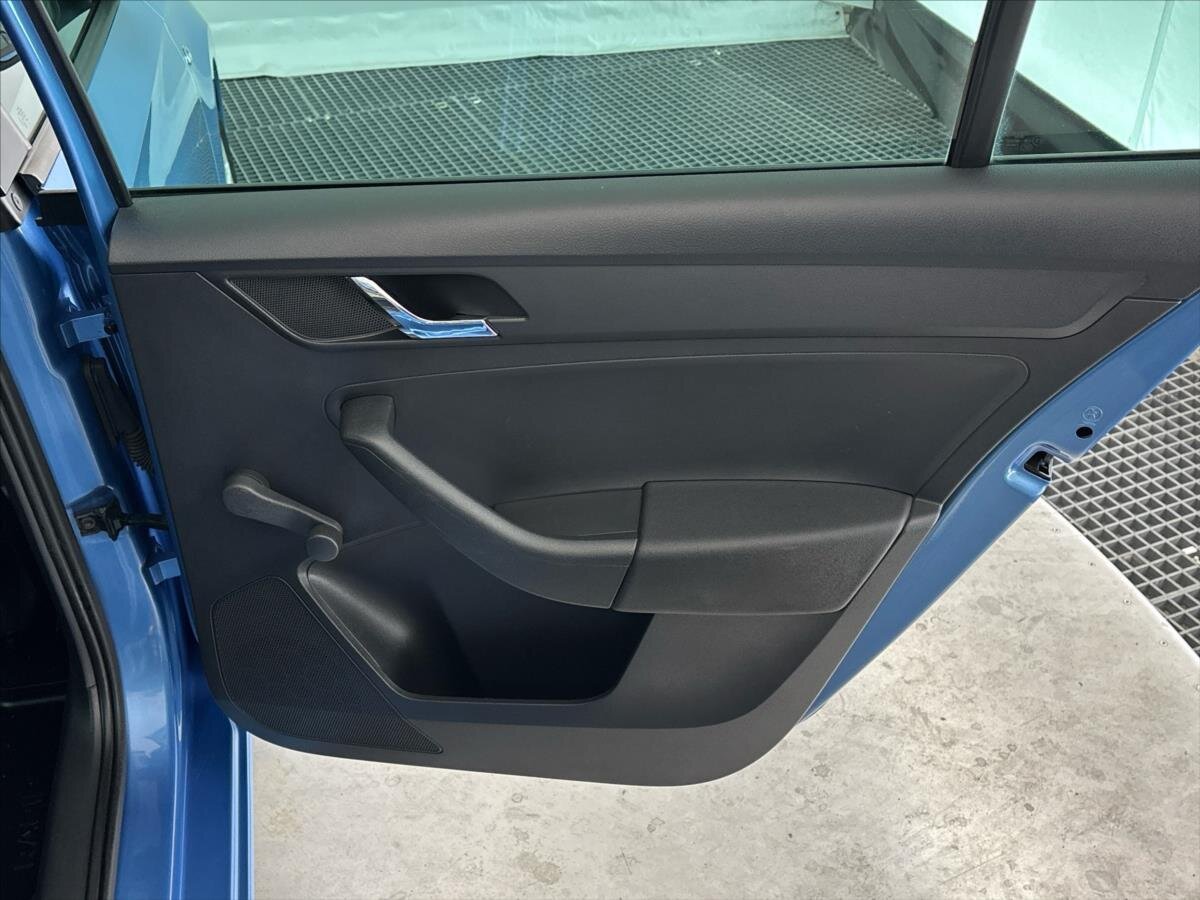 Škoda Rapid Liftback 1,2 l 63 kw