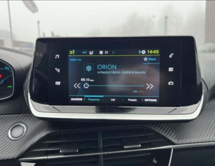 Peugeot 2008 SUV 0,0 100 kw