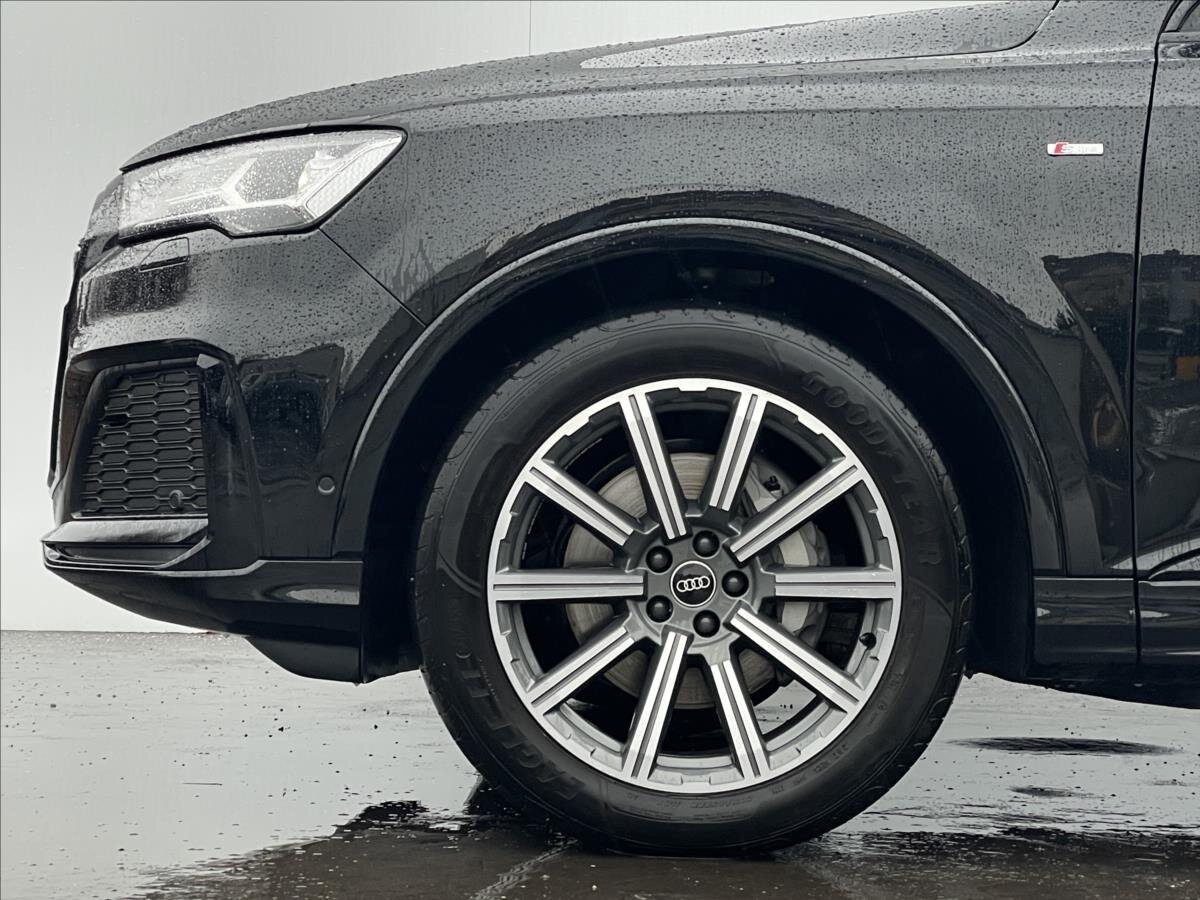 Audi Q7 SUV 3,0 l 210 kw