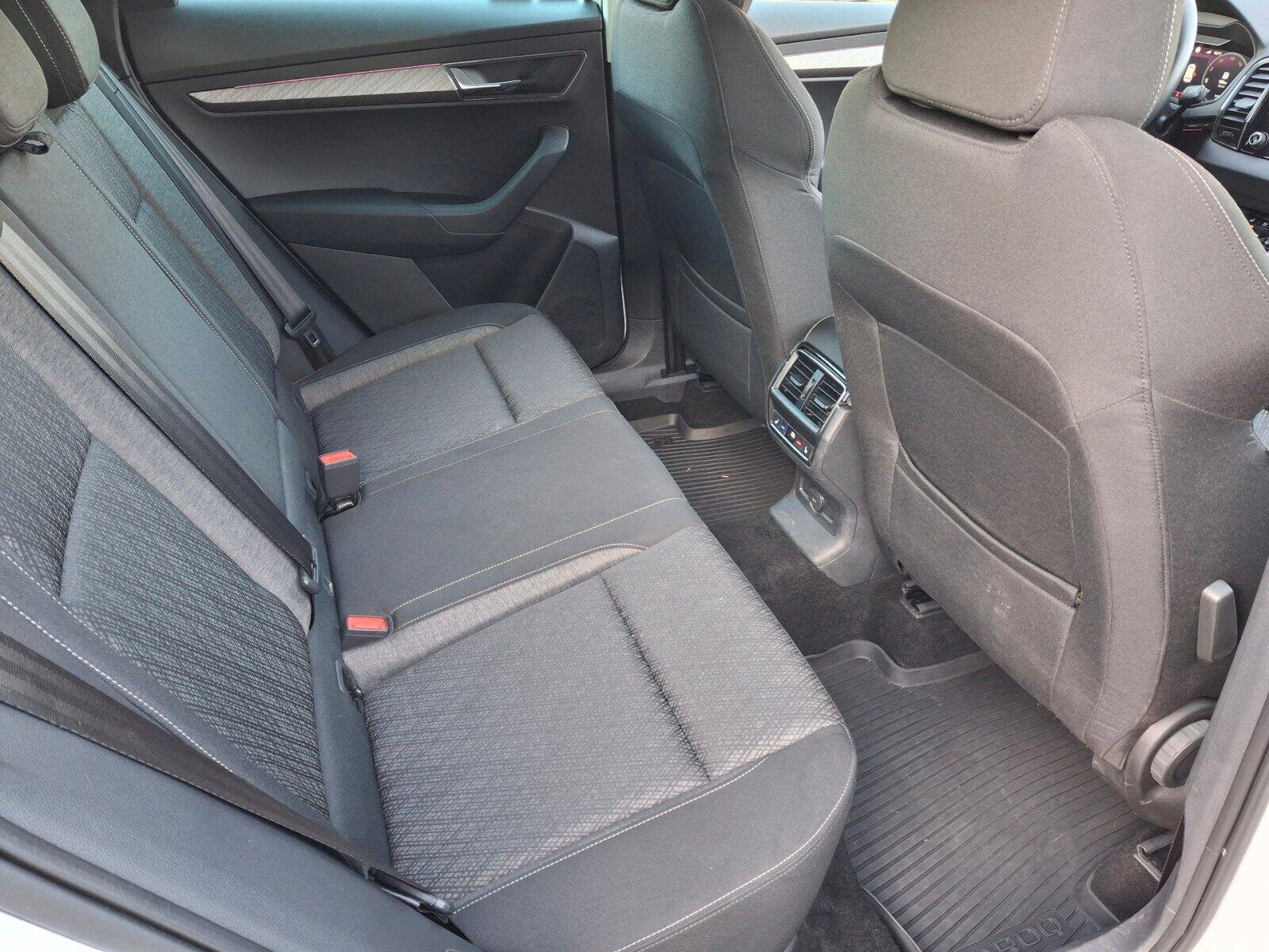 Škoda Karoq SUV / Terénní 1,5 l 110 kw