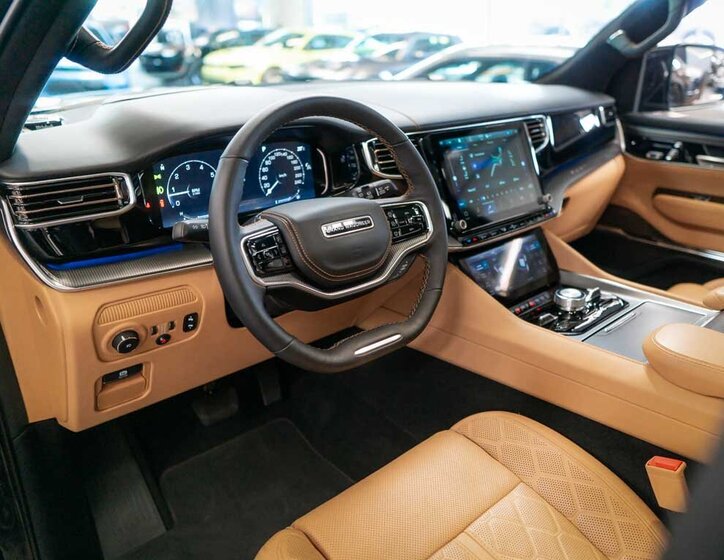 Jeep Grand Wagoneer 14