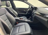 Mercedes-Benz Třídy E Sedan 2,2 l 120 kw