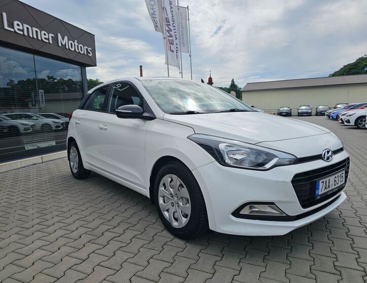 Hyundai i20 3