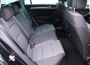 Volkswagen Passat 13