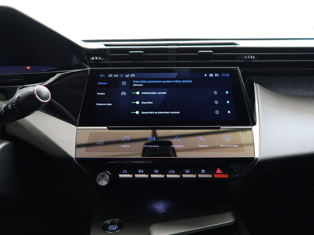 Peugeot 408 Liftback 1,2 l 96 kw