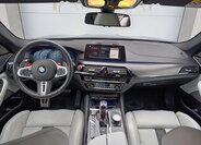 BMW M5 Sedan 4,4 l 460 kw