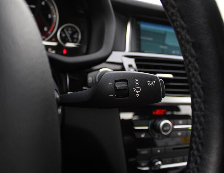 BMW X4 SUV 3,0 l 190 kw