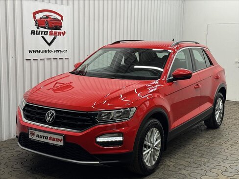 Volkswagen T-Roc SUV / Terénní 2,0 l 140 kw