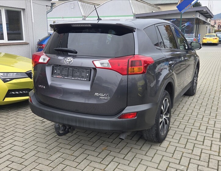 Toyota RAV4 3