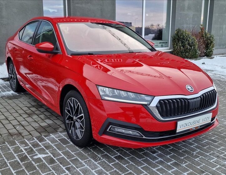 Škoda Octavia Sedan / Limuzína 1,5 l 110 kw