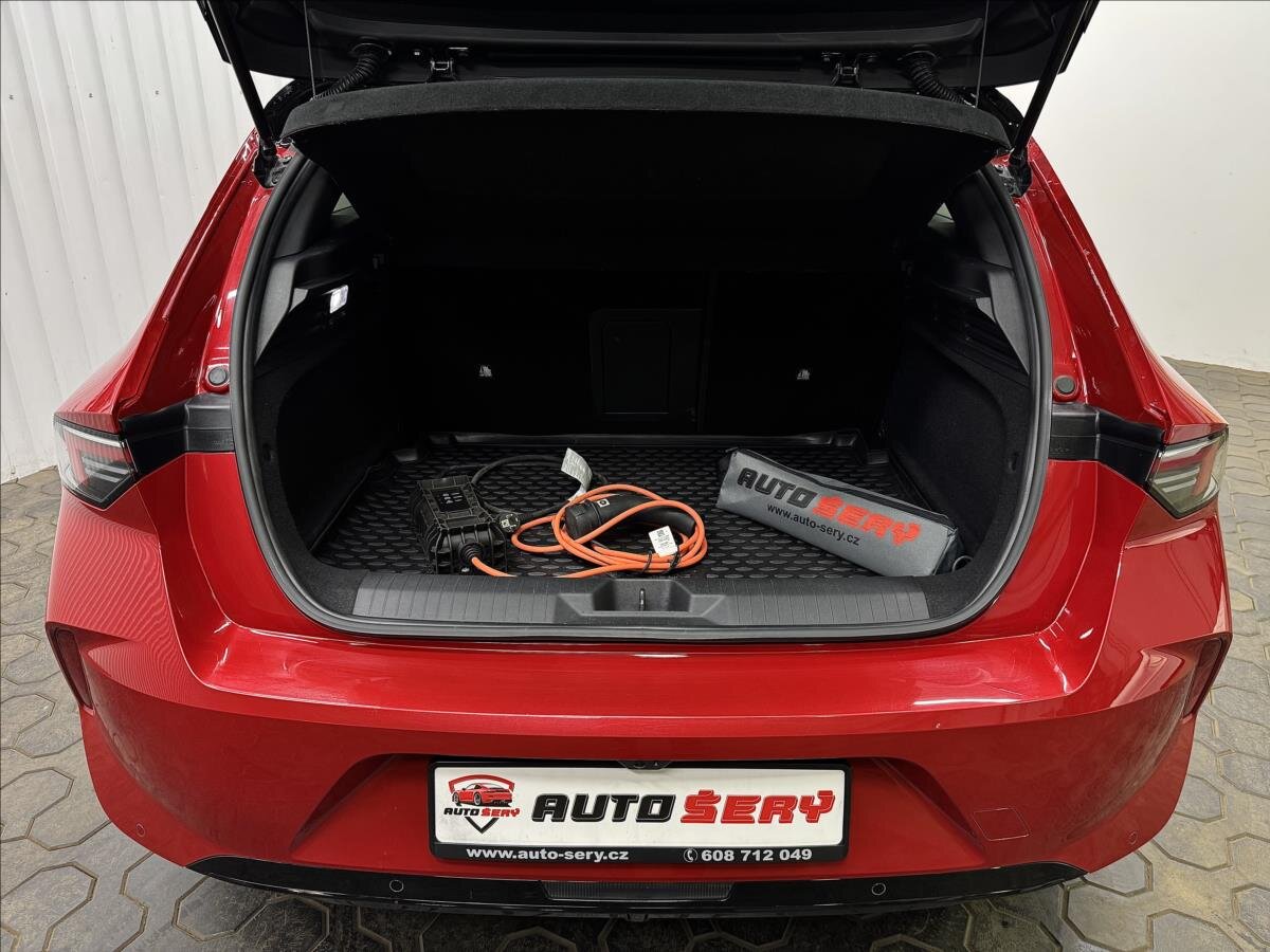 Opel Astra Hatchback 1,6 l 133 kw