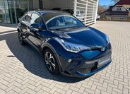 Toyota C-HR SUV / Terénní 2,0 l 112 kw